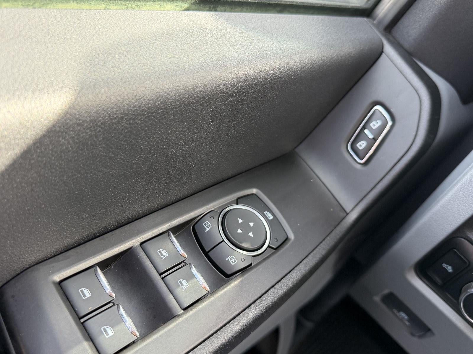 2023 Ford Super Duty F-350 DRW XL