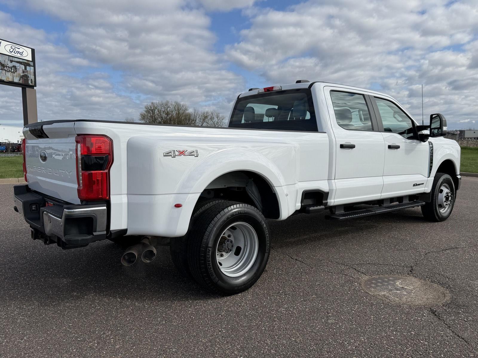 2023 Ford Super Duty F-350 DRW XL