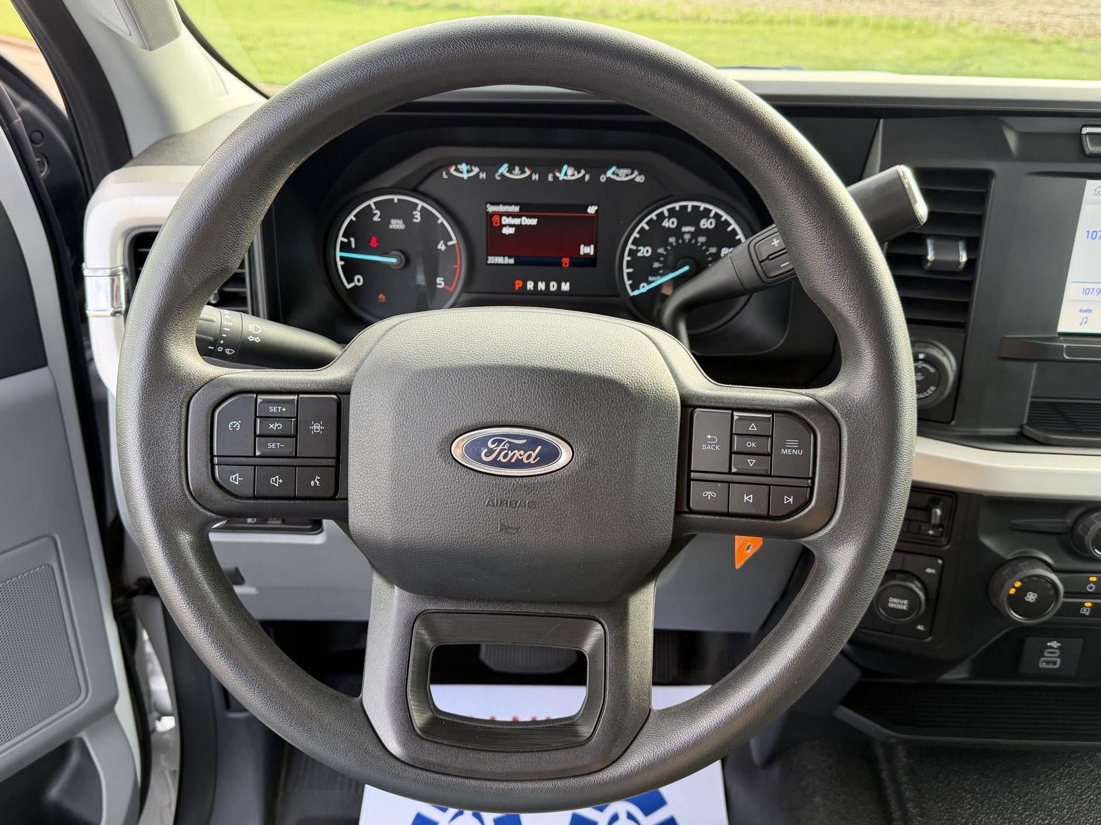 2023 Ford Super Duty F-350 DRW XL