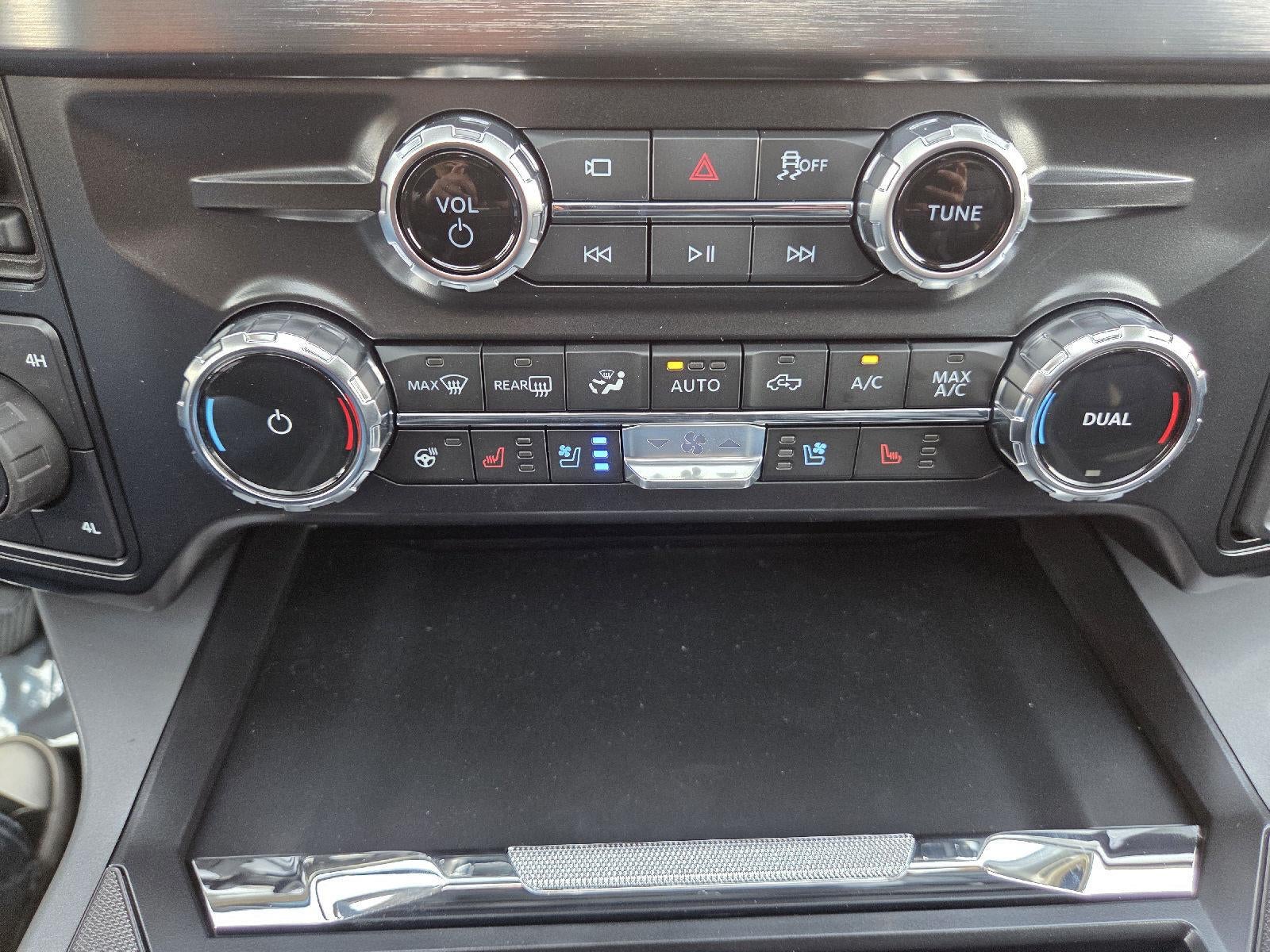 2026 Ford Super Duty F-450 DRW LARIAT