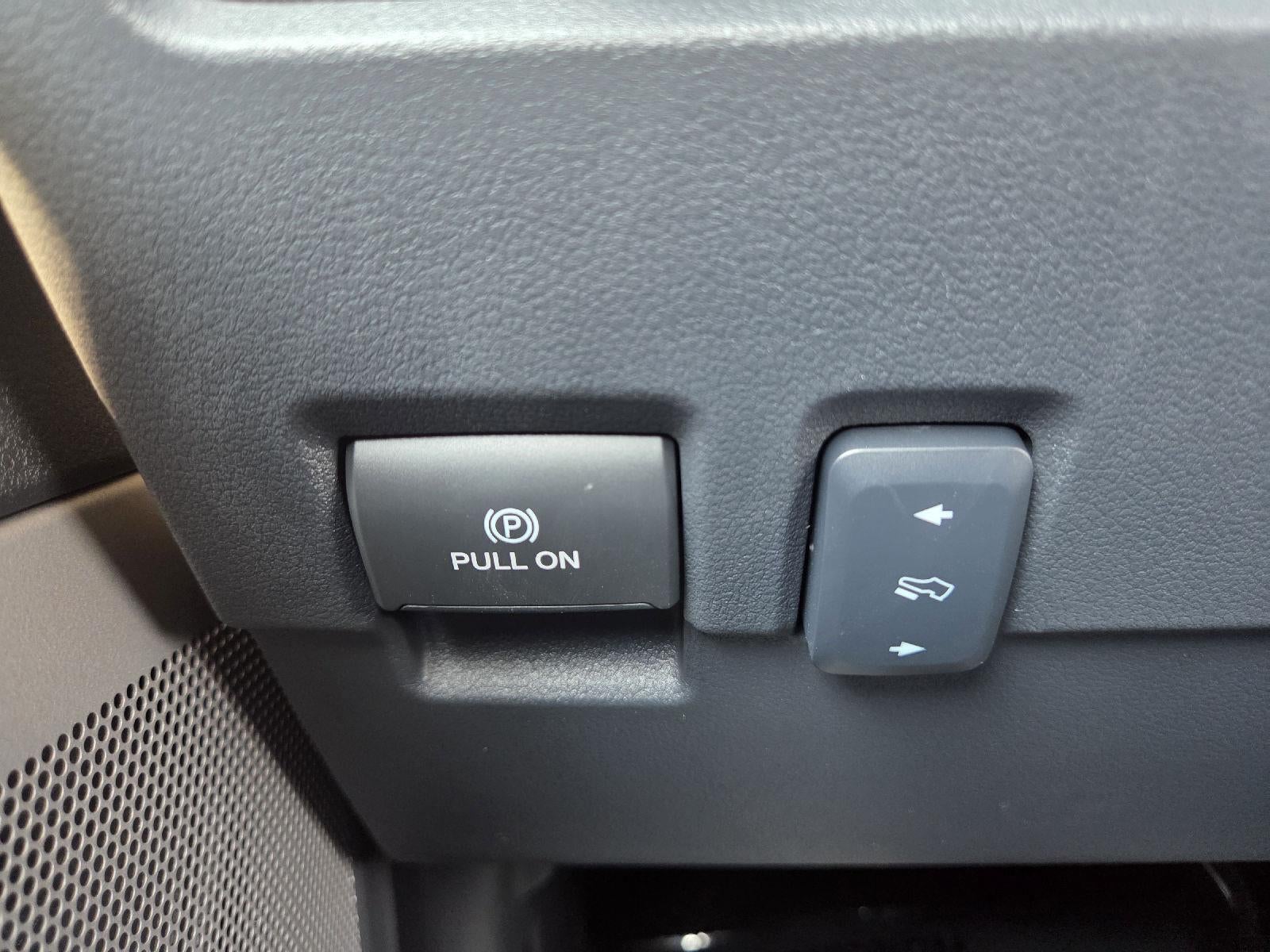 2026 Ford Super Duty F-450 DRW LARIAT