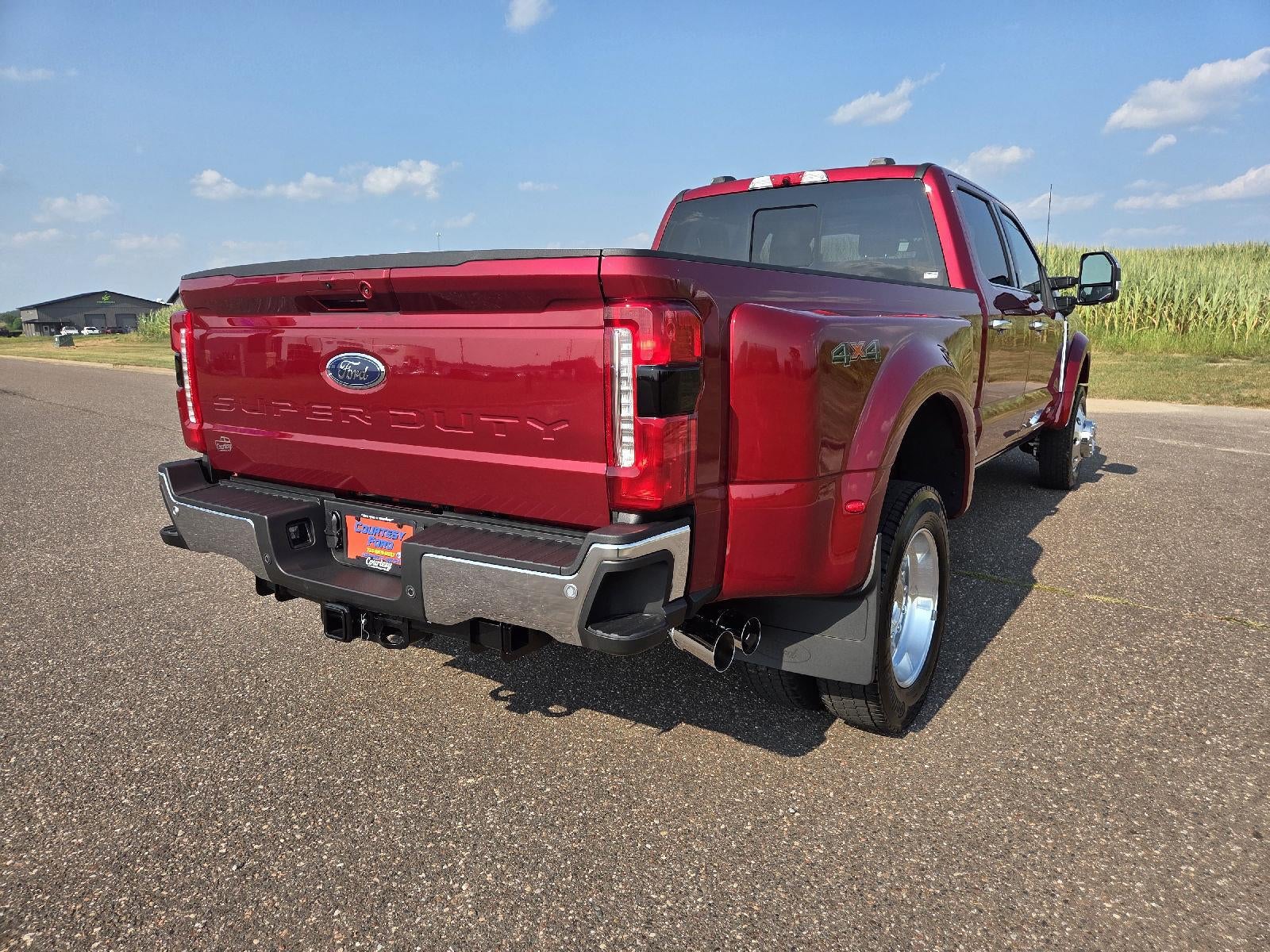 2026 Ford Super Duty F-450 DRW LARIAT