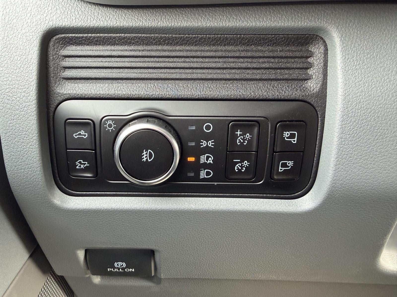 2026 Ford Super Duty F-450 DRW XLT