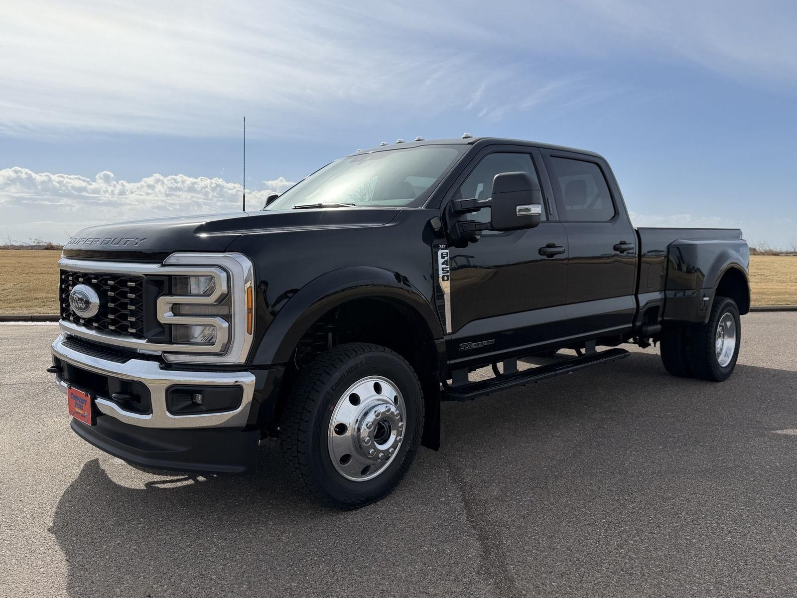 2026 Ford Super Duty F-450 DRW XLT