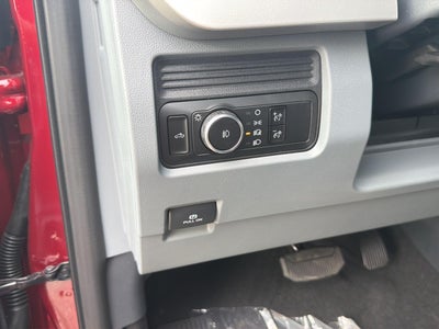 2027 Ford Super Duty F-250 SRW XLT