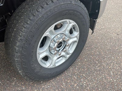 2027 Ford Super Duty F-250 SRW XLT