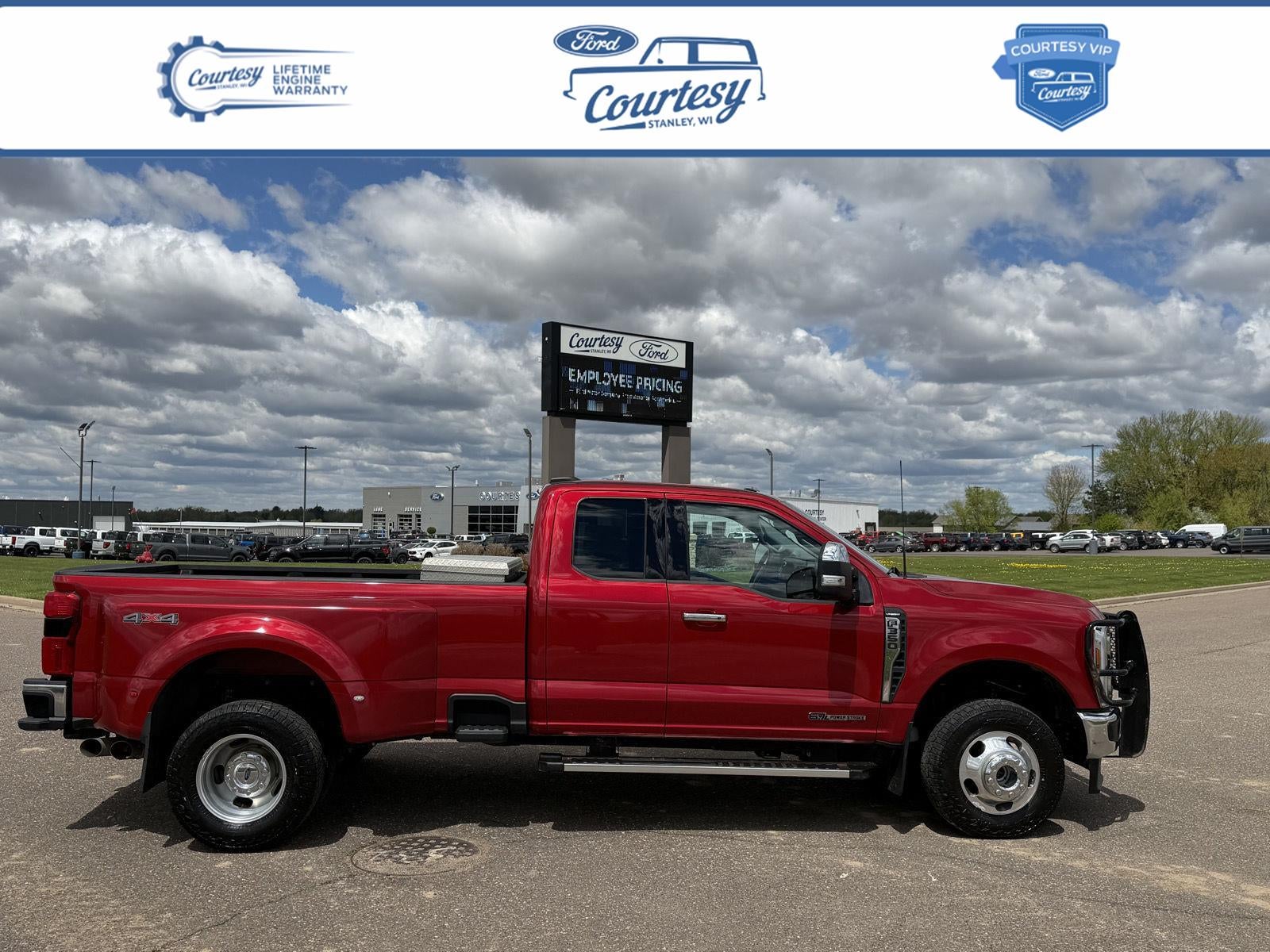 2024 Ford F350 SUPER Base