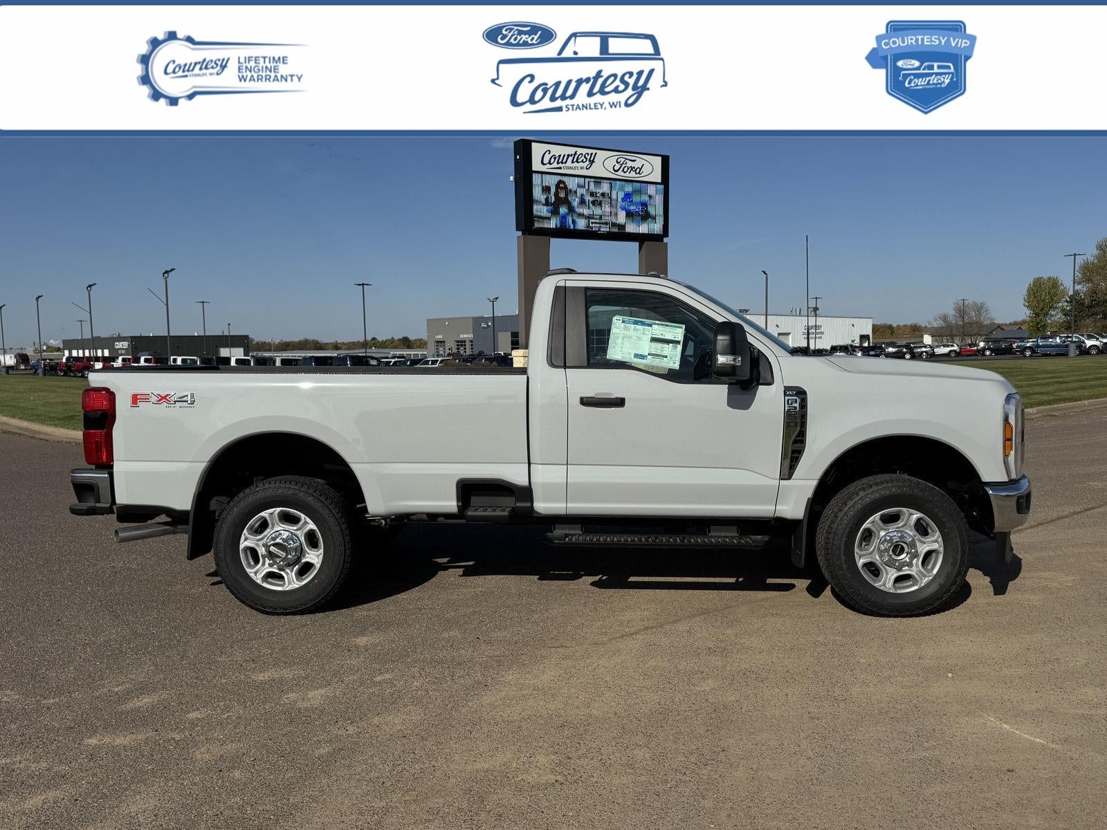 2026 Ford Super Duty F-250 SRW XLT