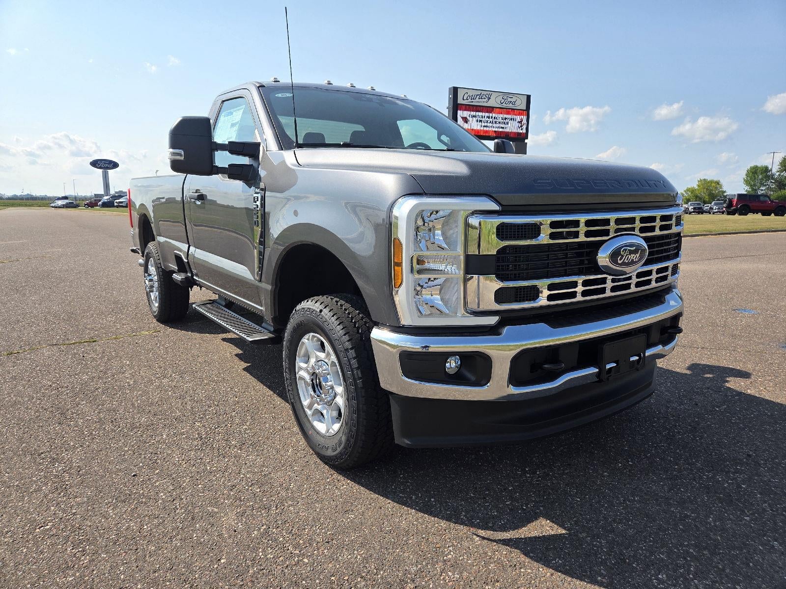 2026 Ford Super Duty F-250 Srw XLT