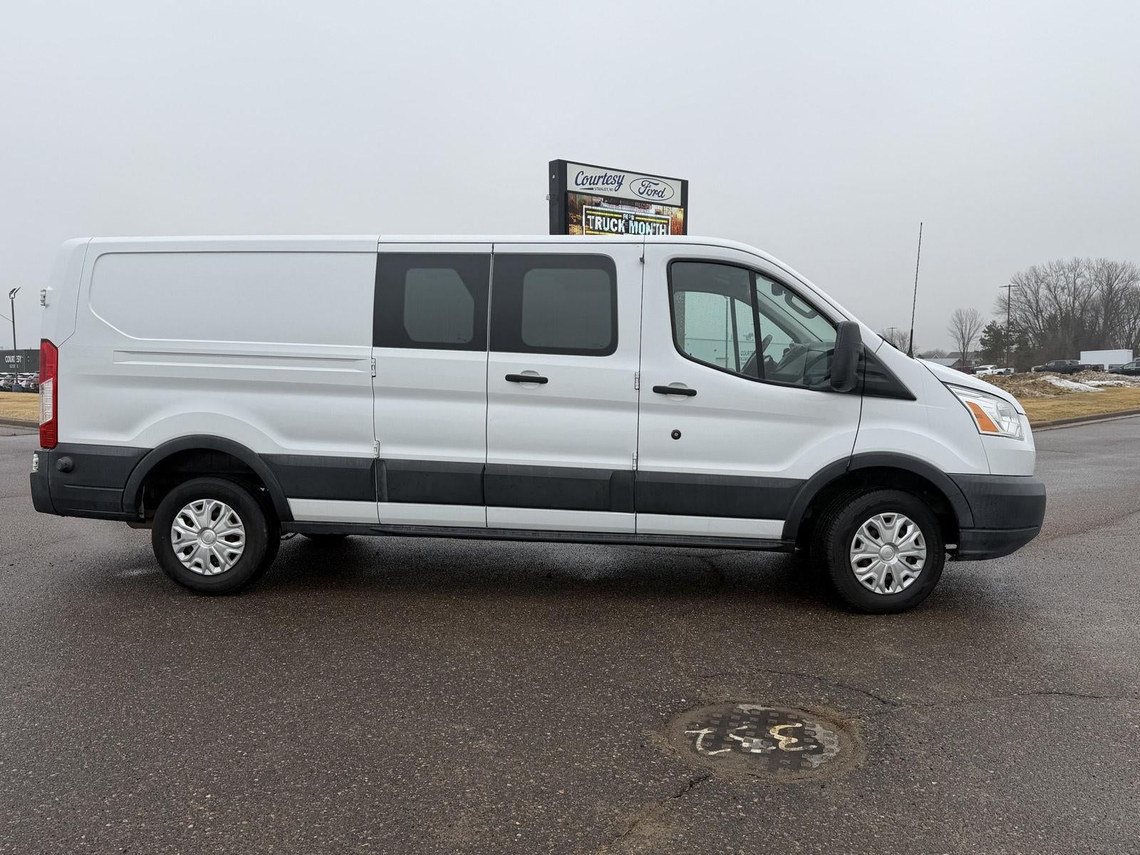 2016 Ford TRANSIT 148 WB Low Roof Cargo