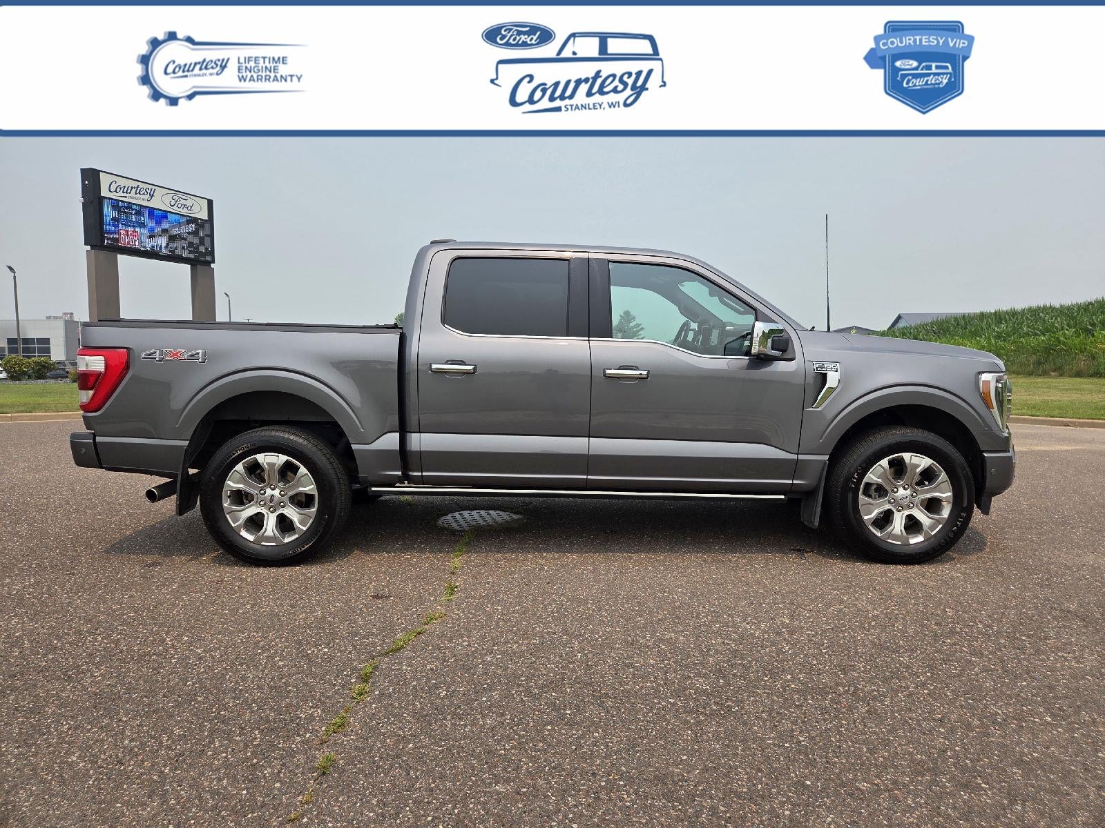 2022 Ford F-150 Platinum