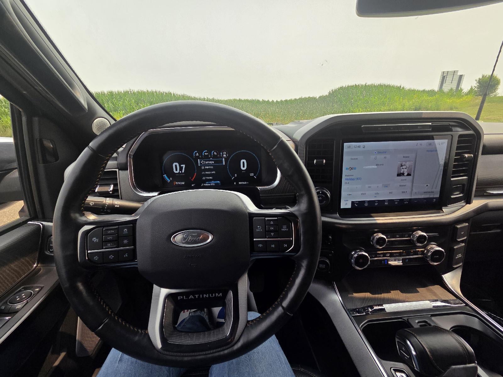 2022 Ford F-150 Platinum