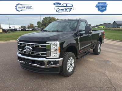 2027 Ford Super Duty F-350 SRW XLT