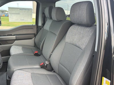 2027 Ford Super Duty F-350 SRW XLT