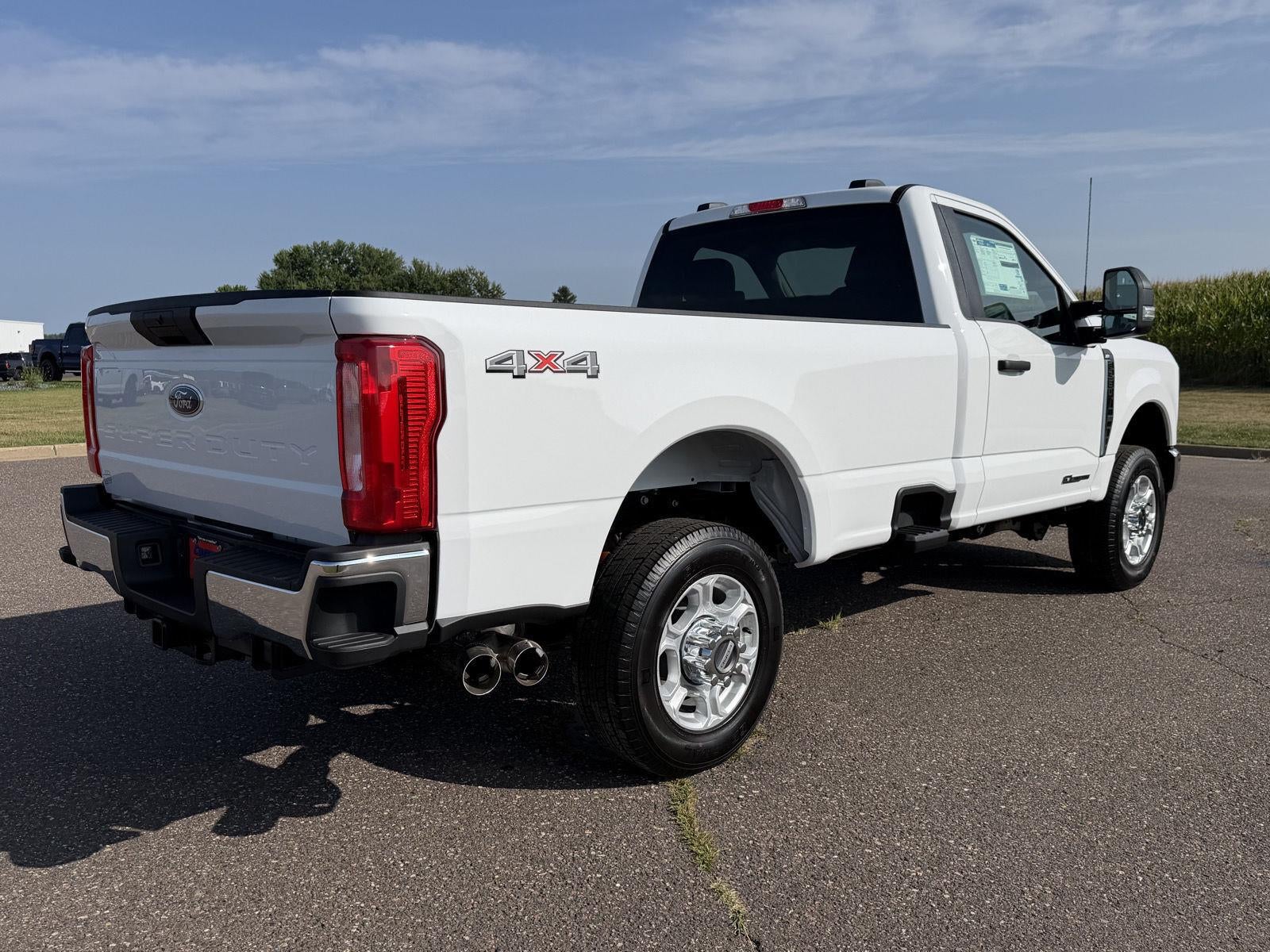 2026 Ford Super Duty F-350 Srw XLT