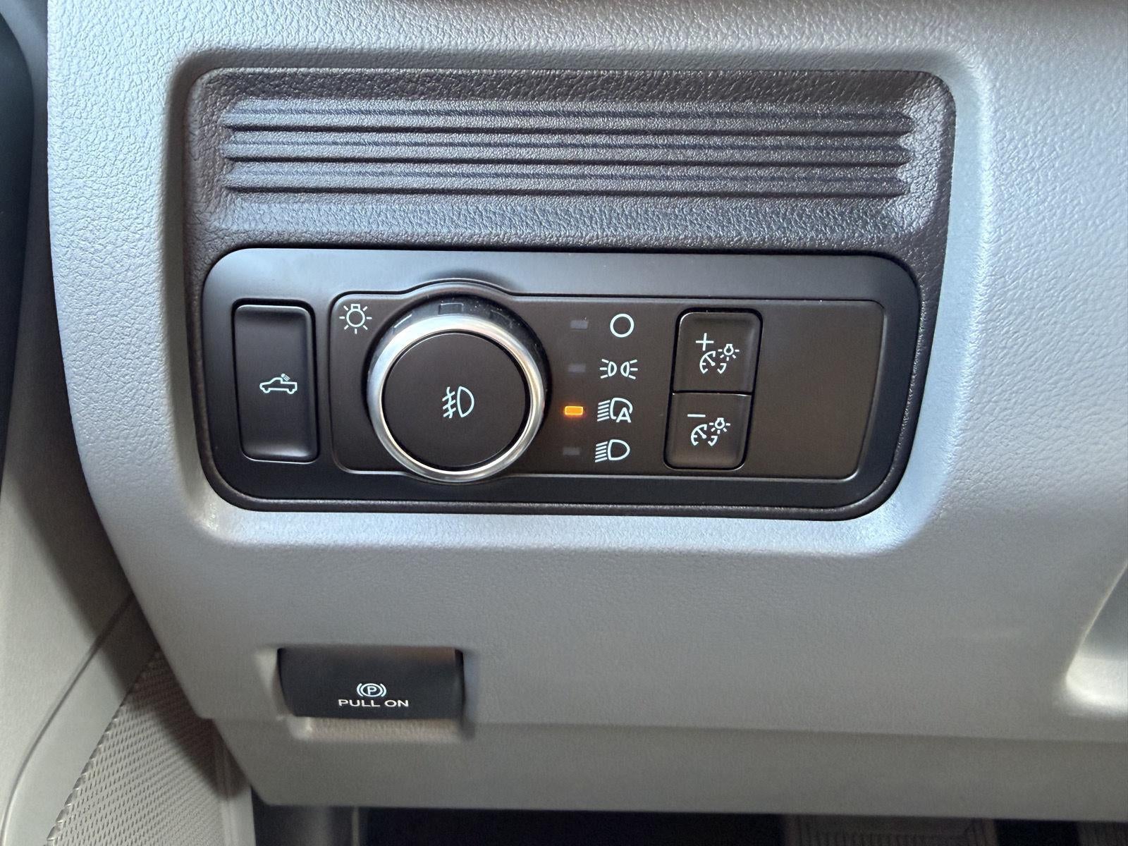 2026 Ford Super Duty F-350 Srw XLT