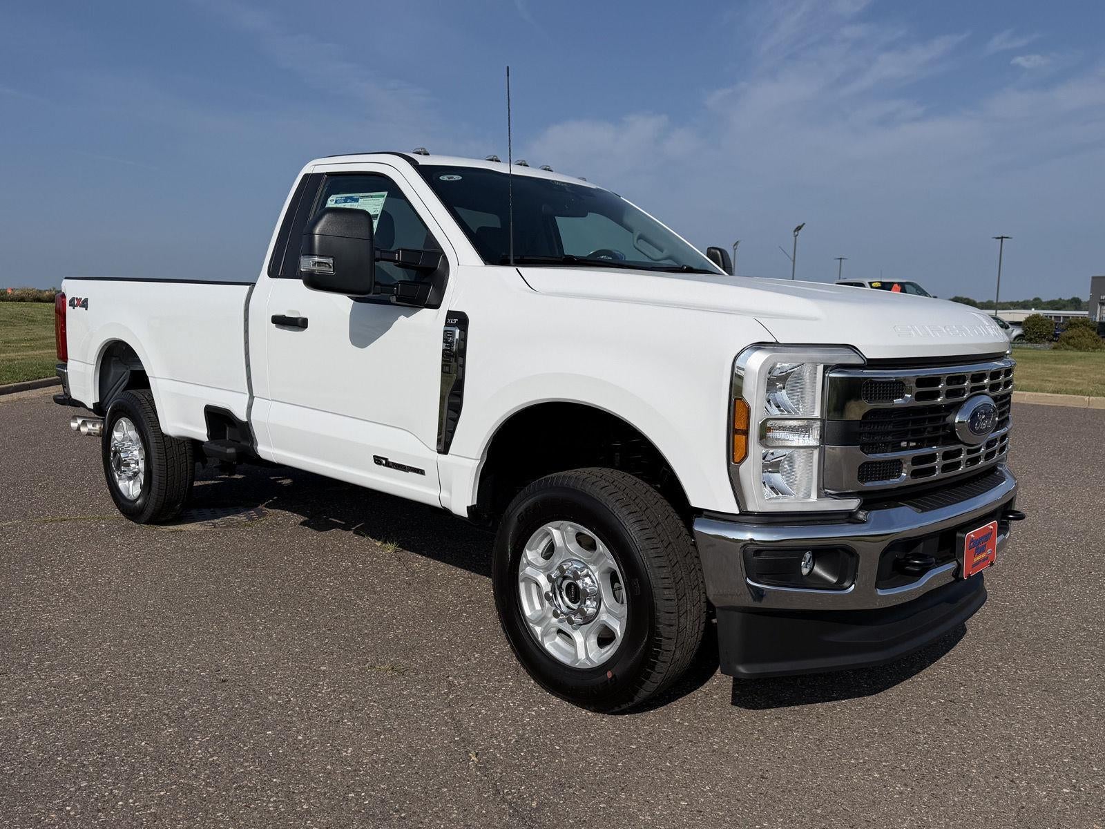 2026 Ford Super Duty F-350 Srw XLT