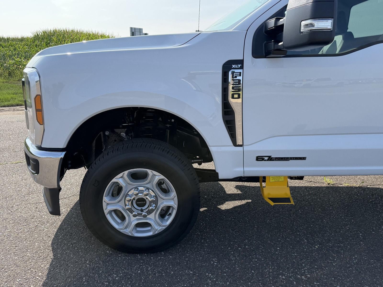 2026 Ford Super Duty F-350 Srw XLT