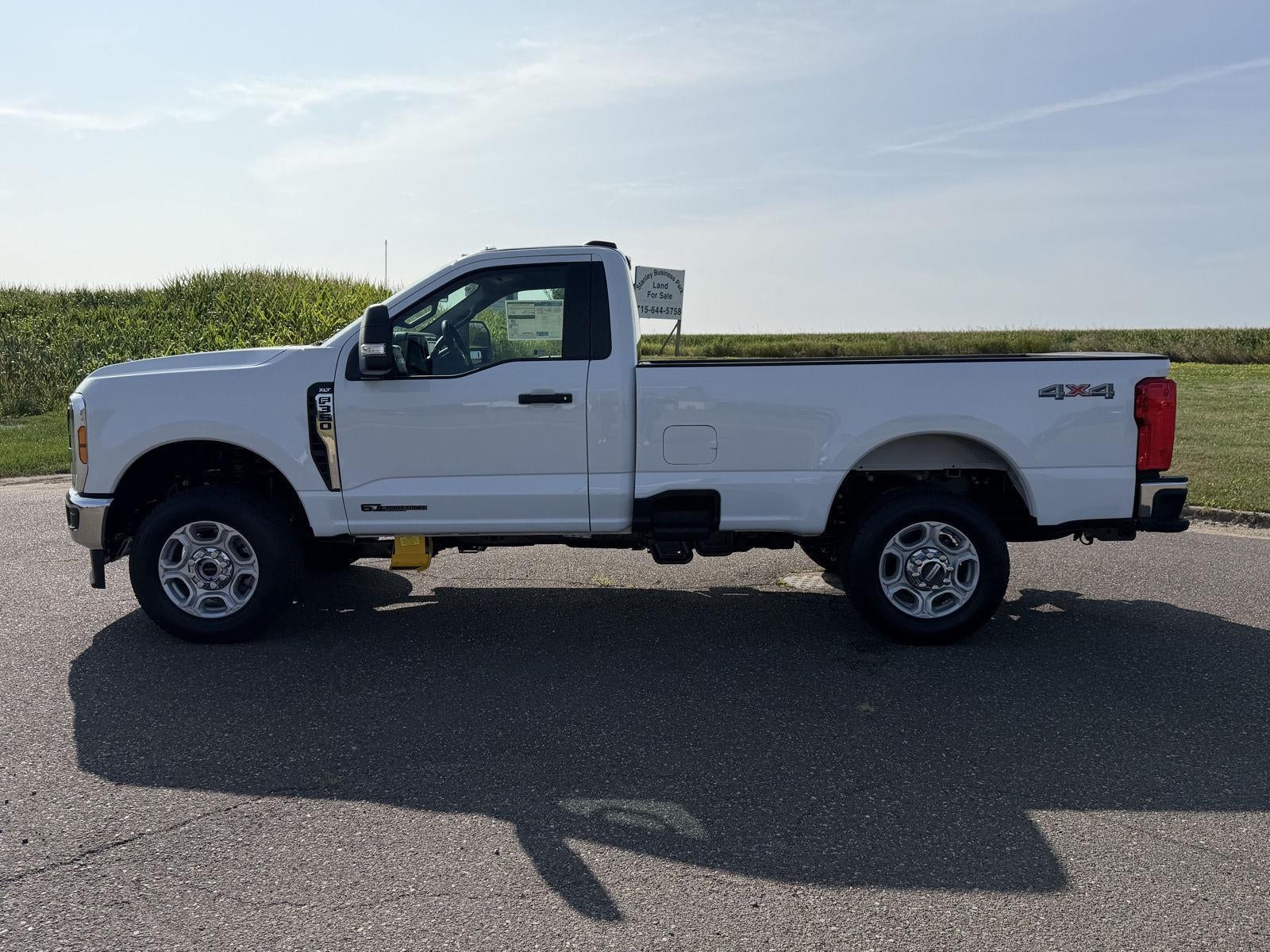 2026 Ford Super Duty F-350 Srw XLT
