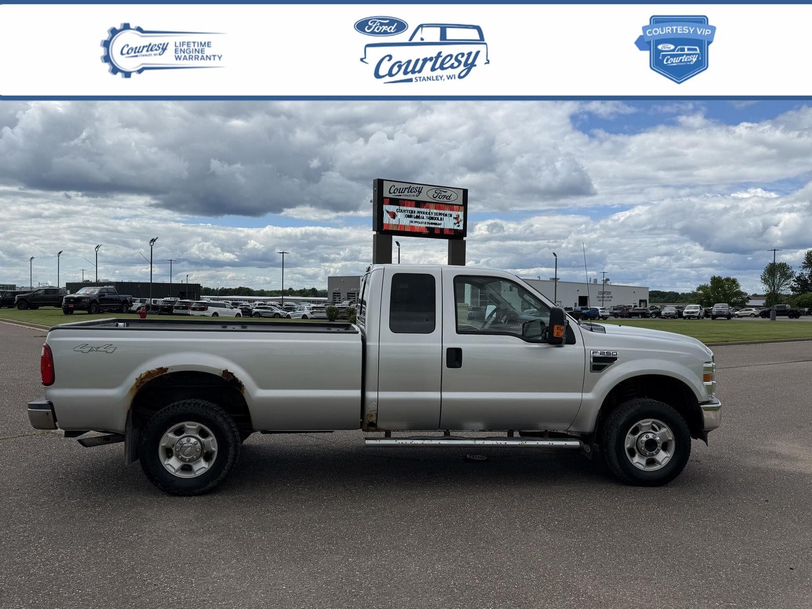 2010 Ford Super Duty F-250 SRW XL