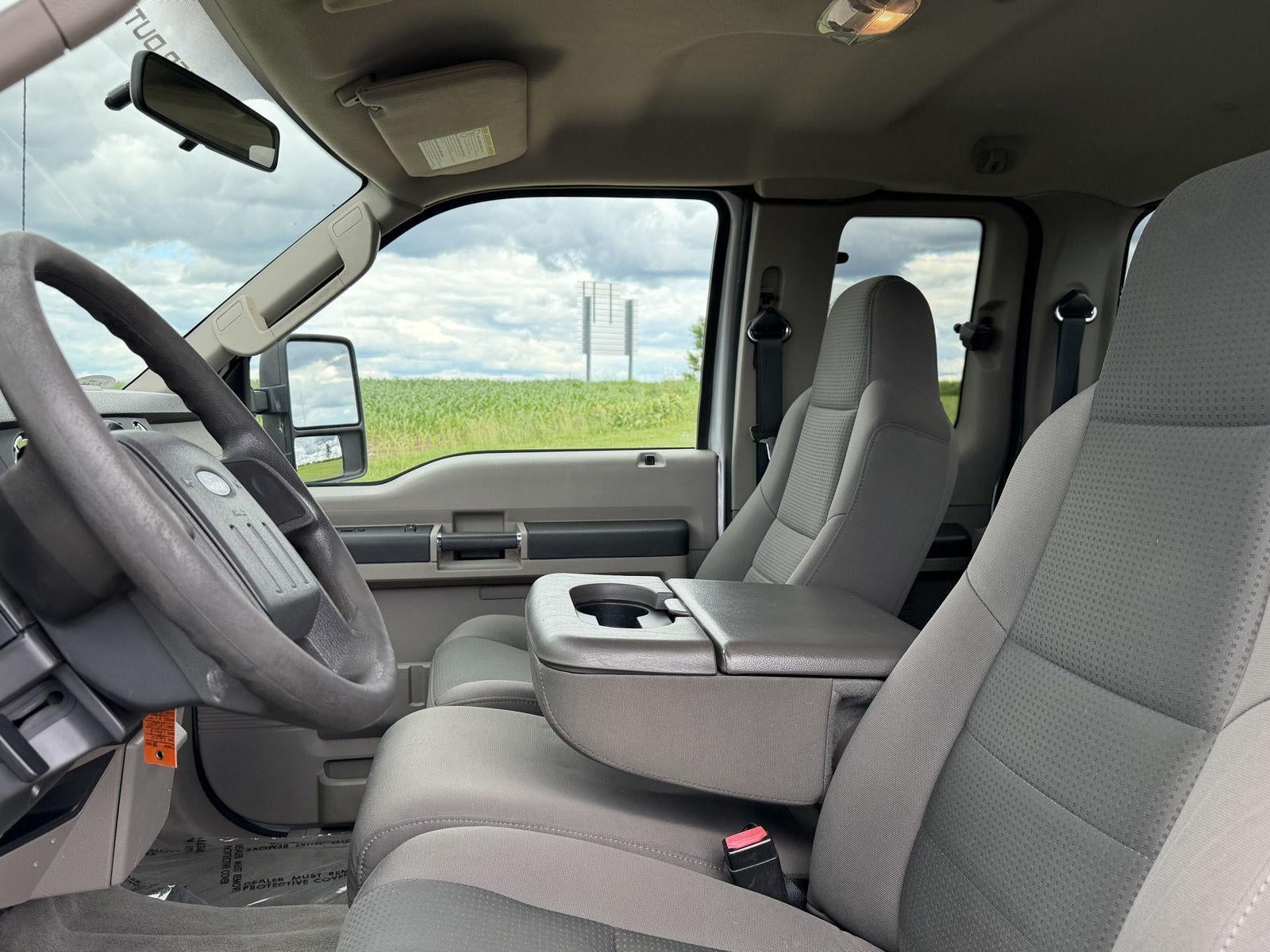 2010 Ford Super Duty F-250 SRW XL