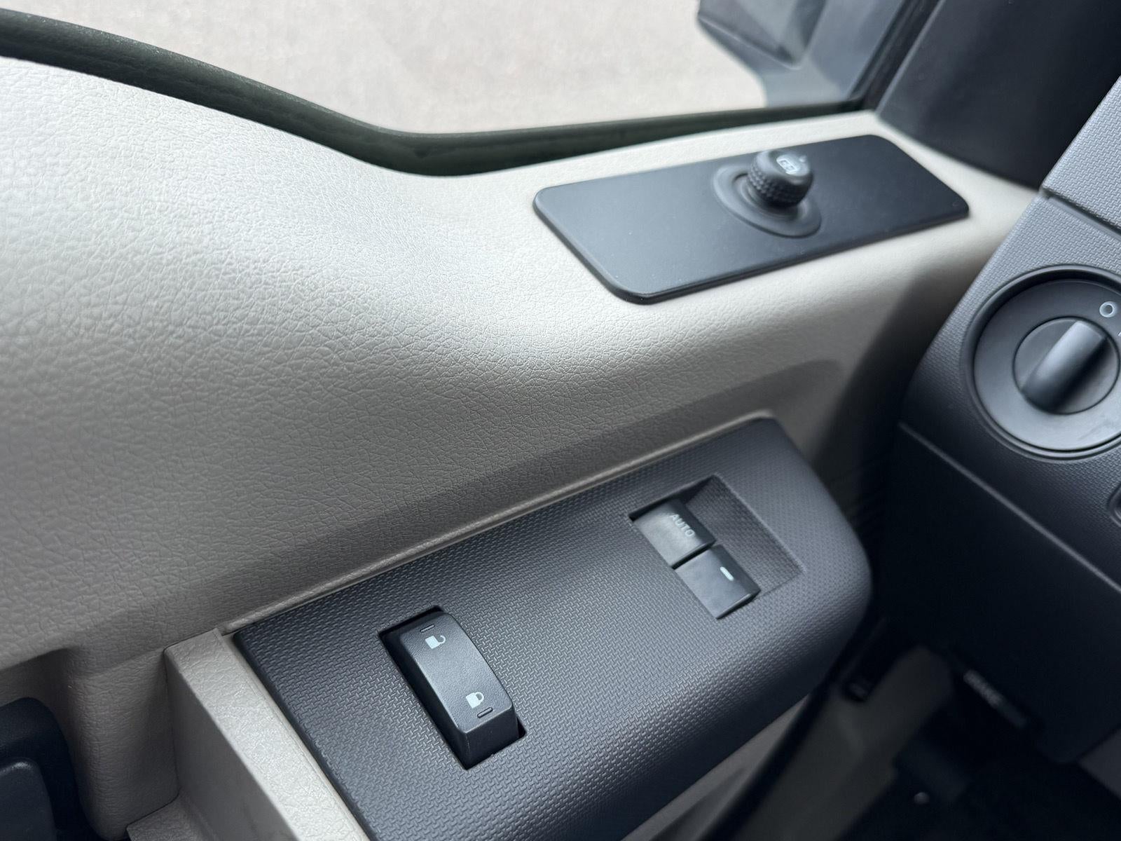 2010 Ford Super Duty F-250 SRW XL
