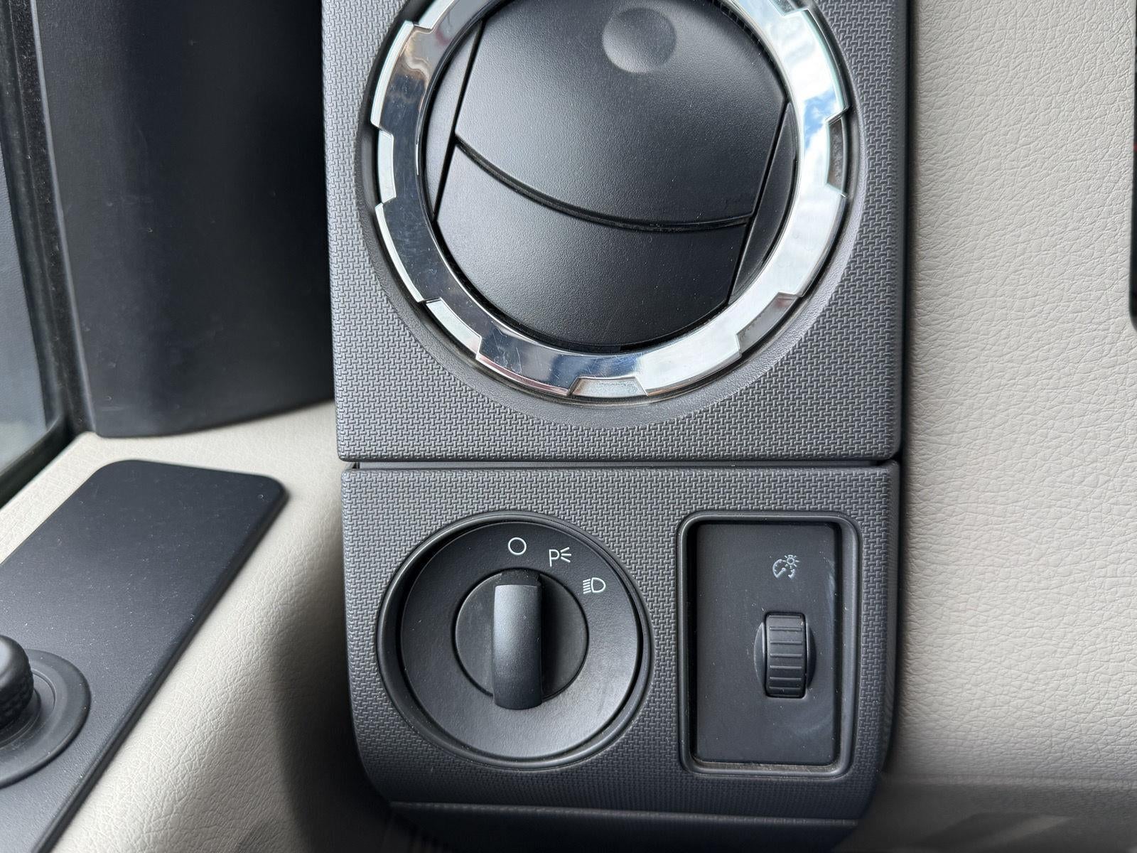 2010 Ford Super Duty F-250 SRW XL