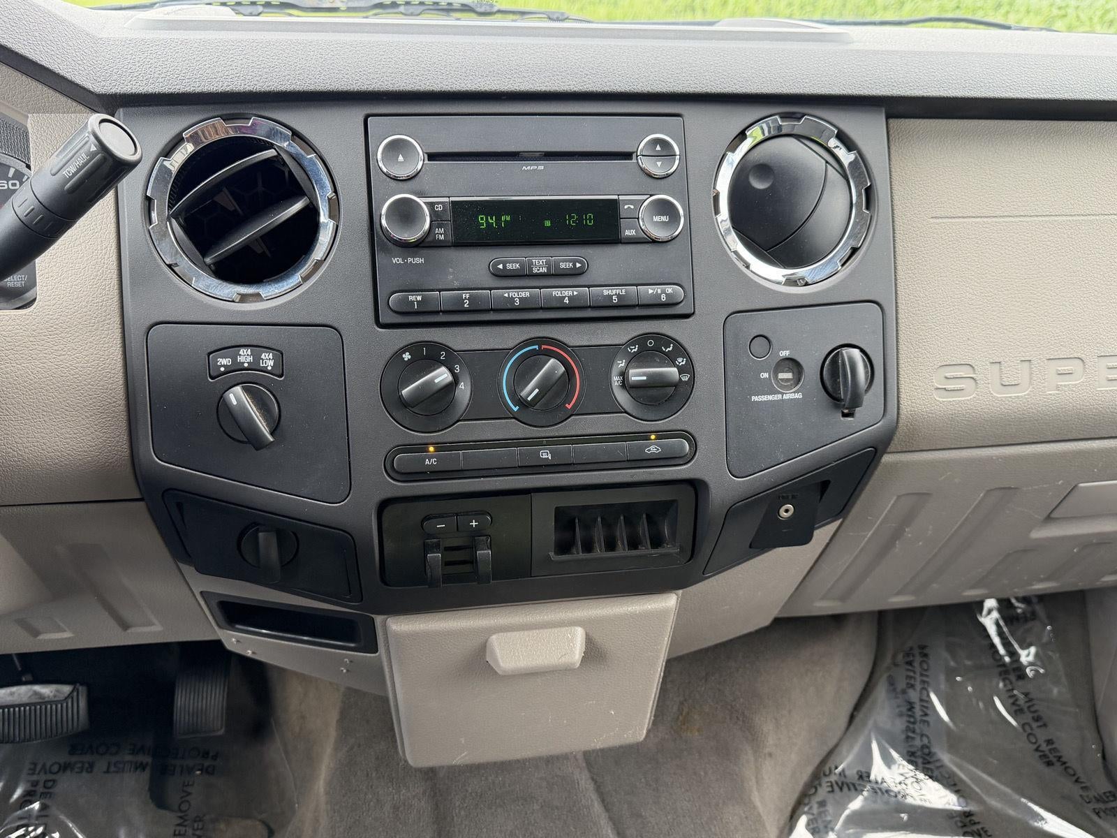2010 Ford Super Duty F-250 SRW XL