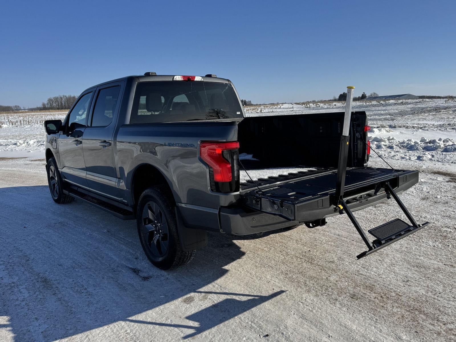 2025 Ford F-150 Lightning Flash