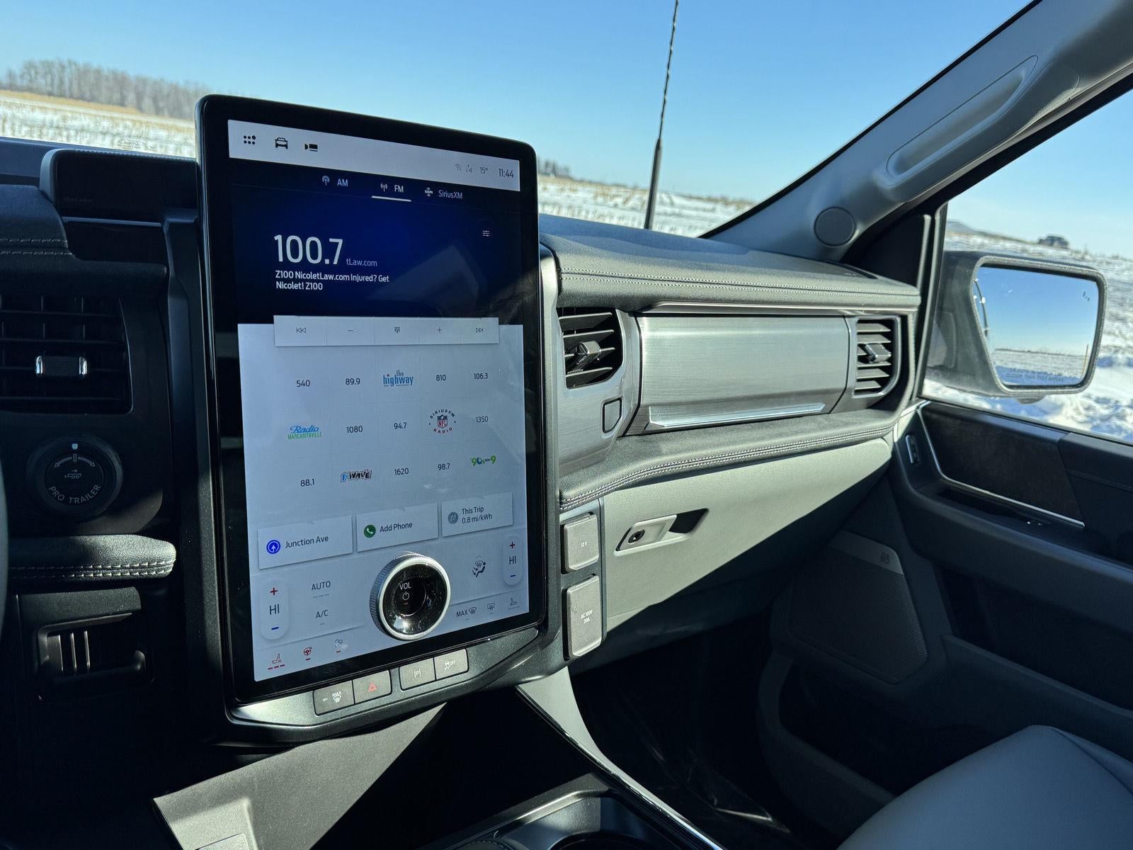 2025 Ford F-150 Lightning Flash