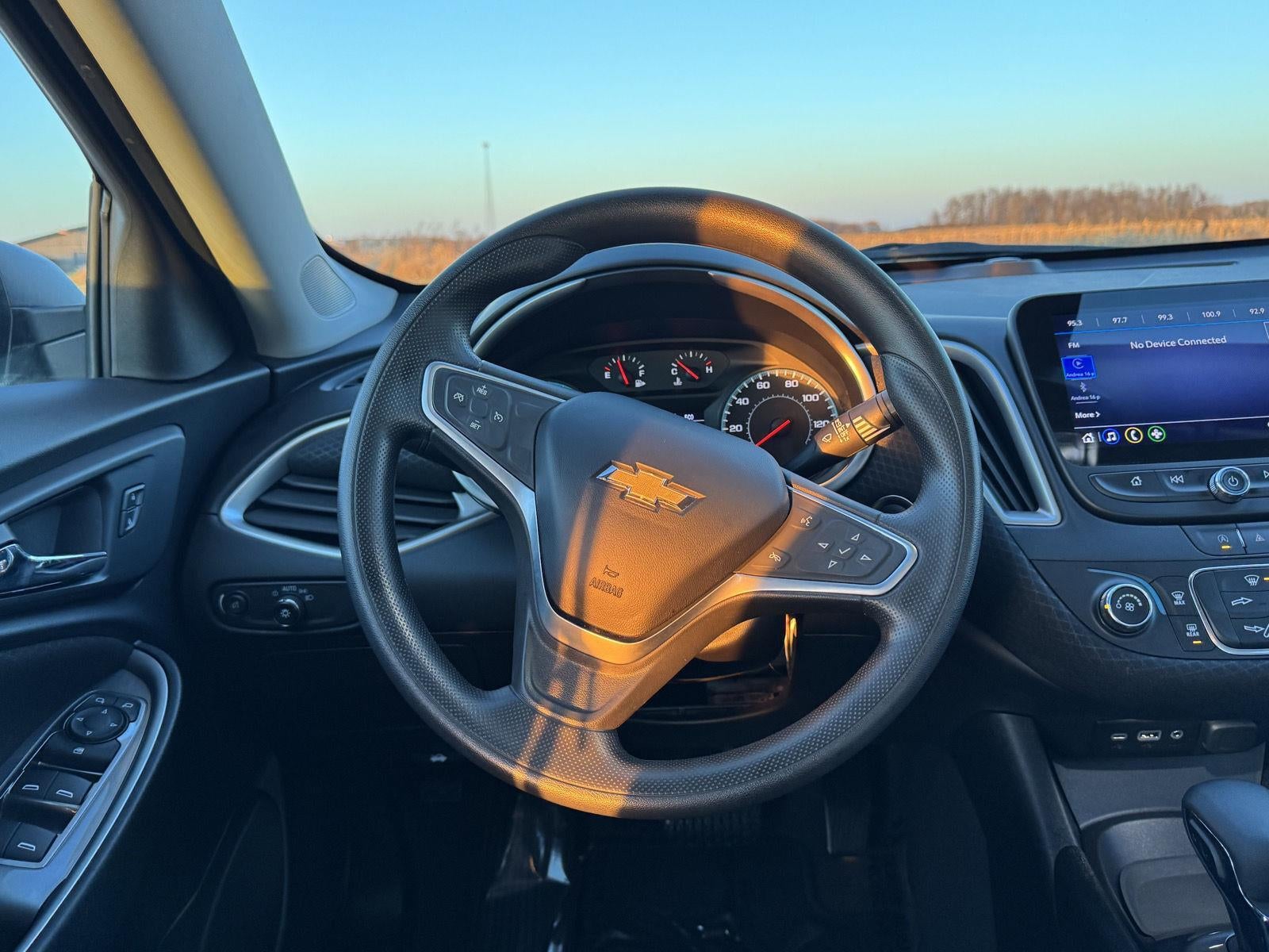 2022 Chevrolet Malibu LS