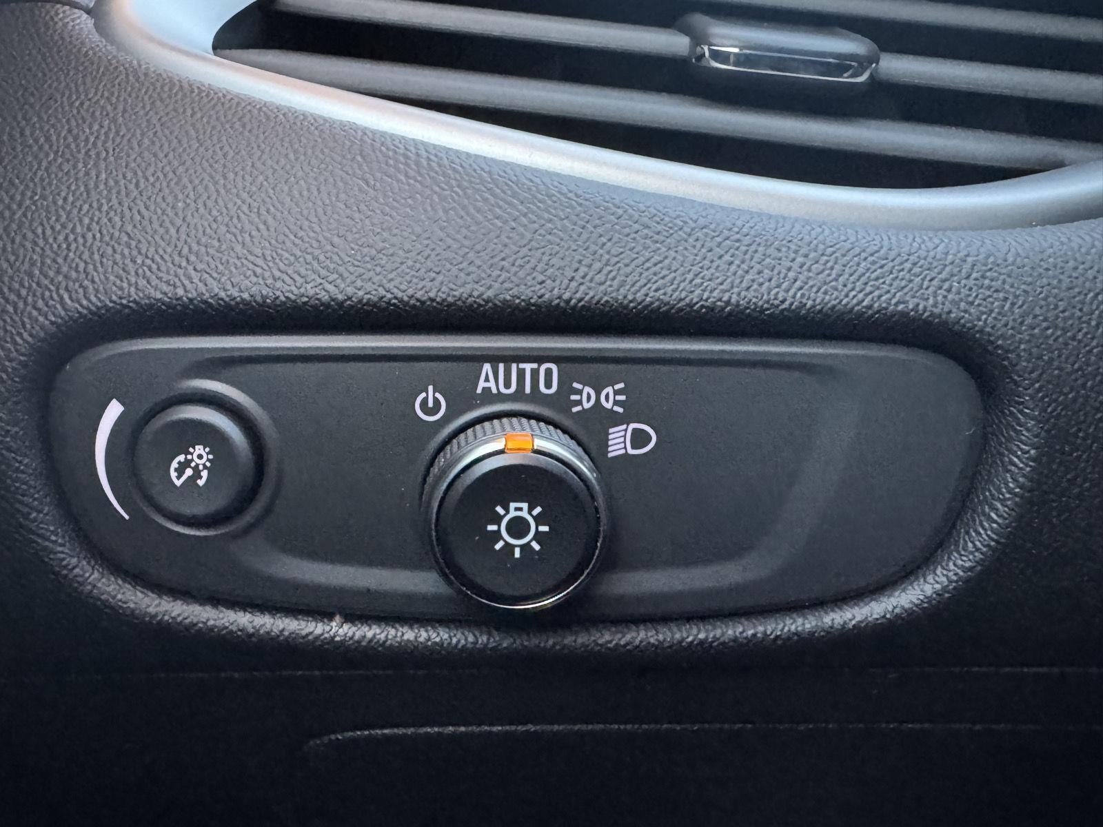 2022 Chevrolet Malibu LS