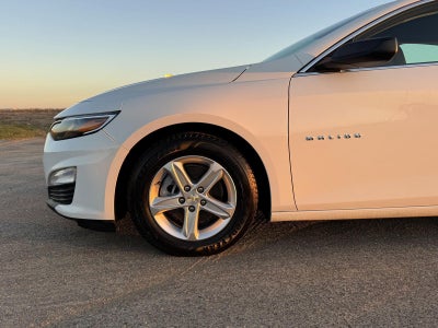 2022 Chevrolet Malibu LS