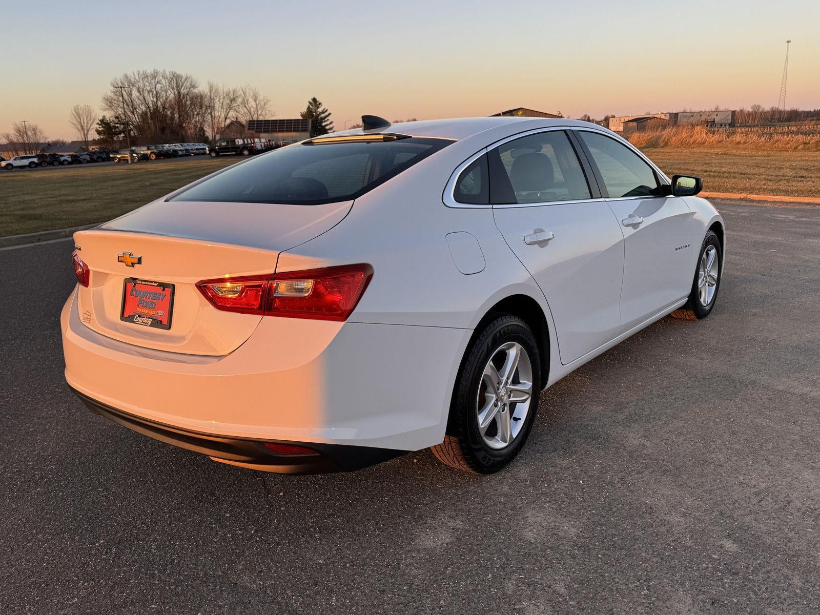 2022 Chevrolet Malibu LS