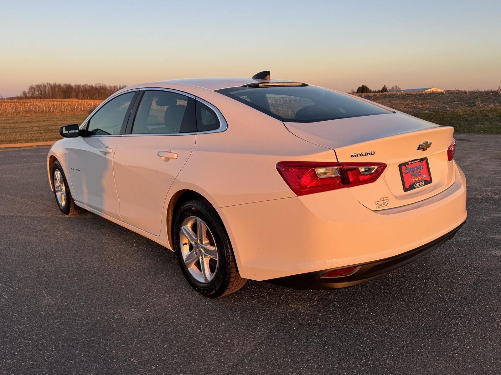 2022 Chevrolet Malibu LS