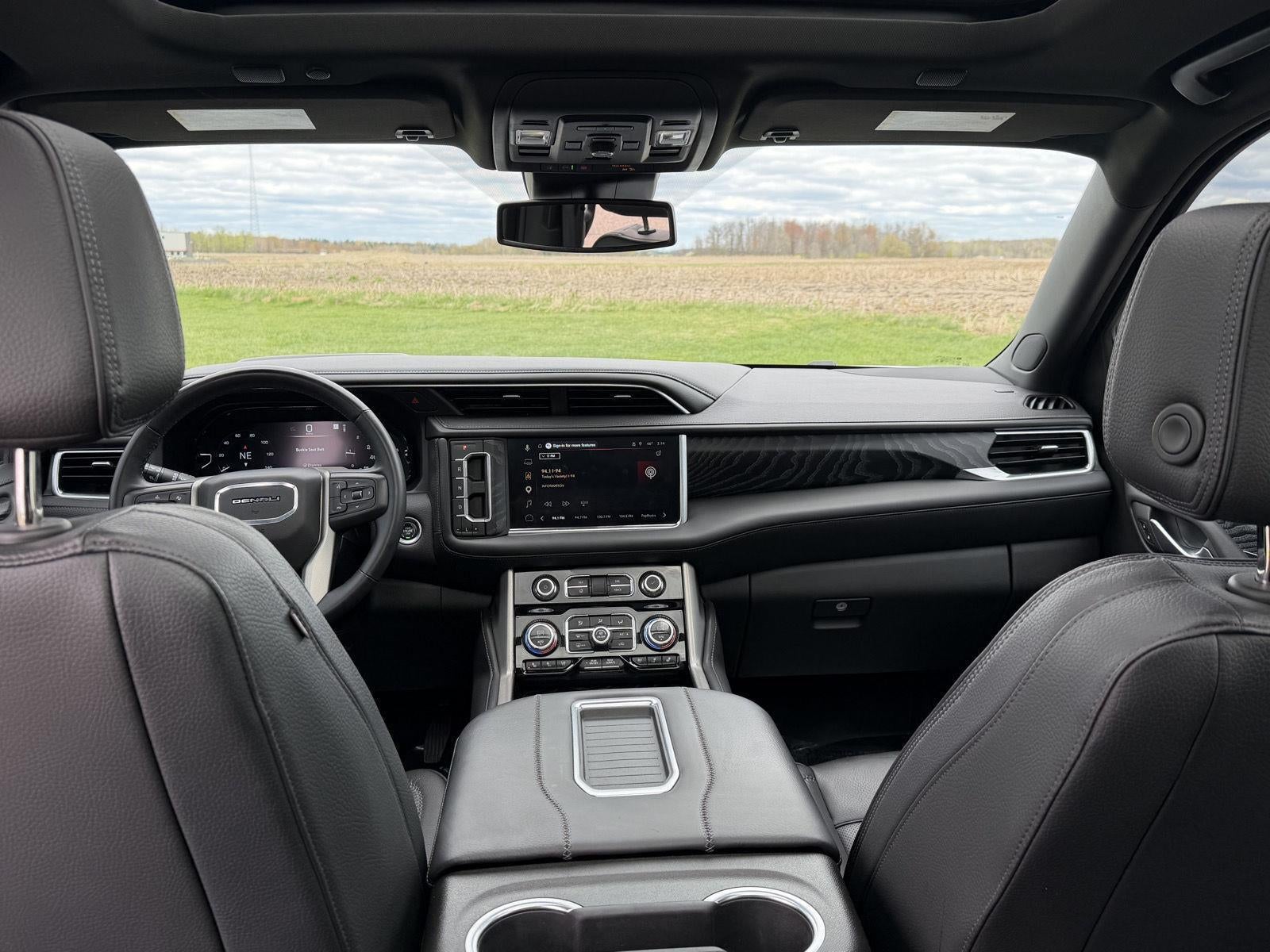 2023 GMC Yukon XL Denali