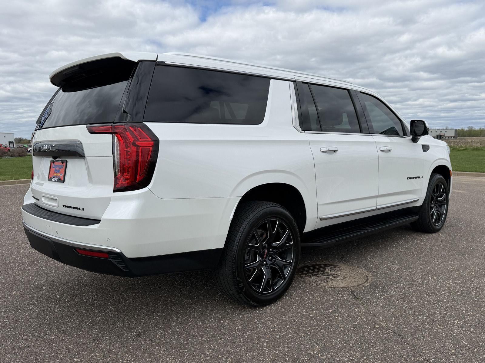 2023 GMC Yukon XL Denali
