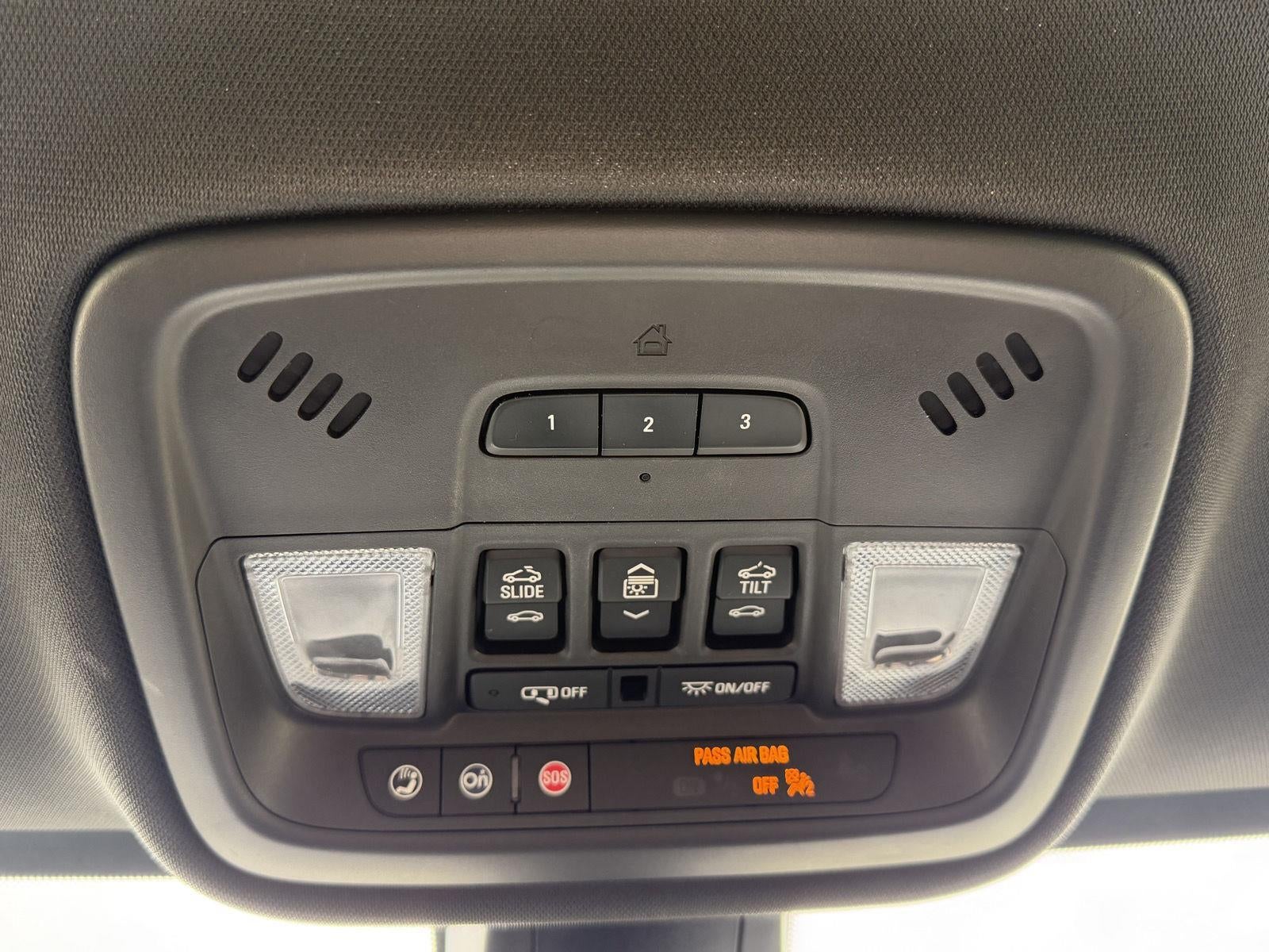 2022 Chevrolet Traverse Premier