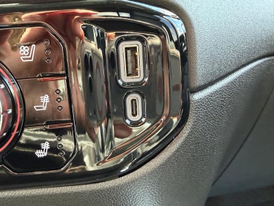 2025 GMC Sierra 3500HD SLT