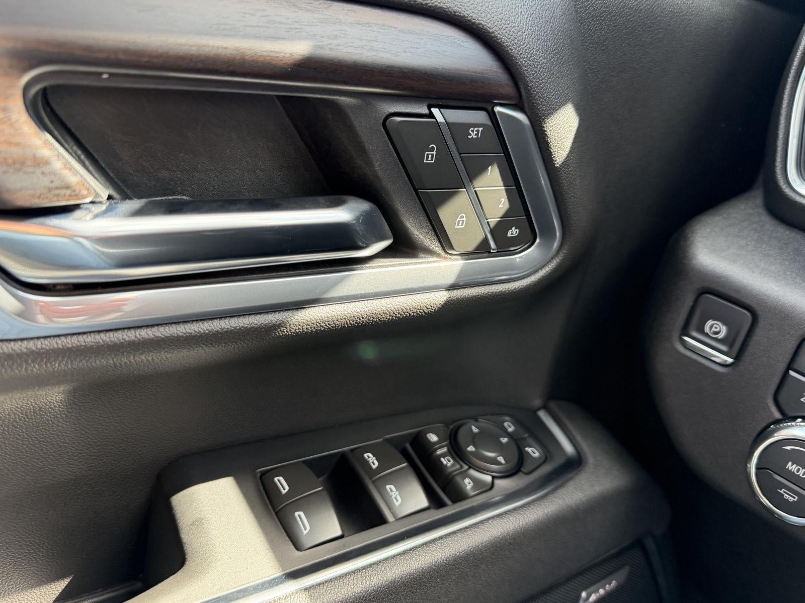 2025 GMC Sierra 3500HD SLT