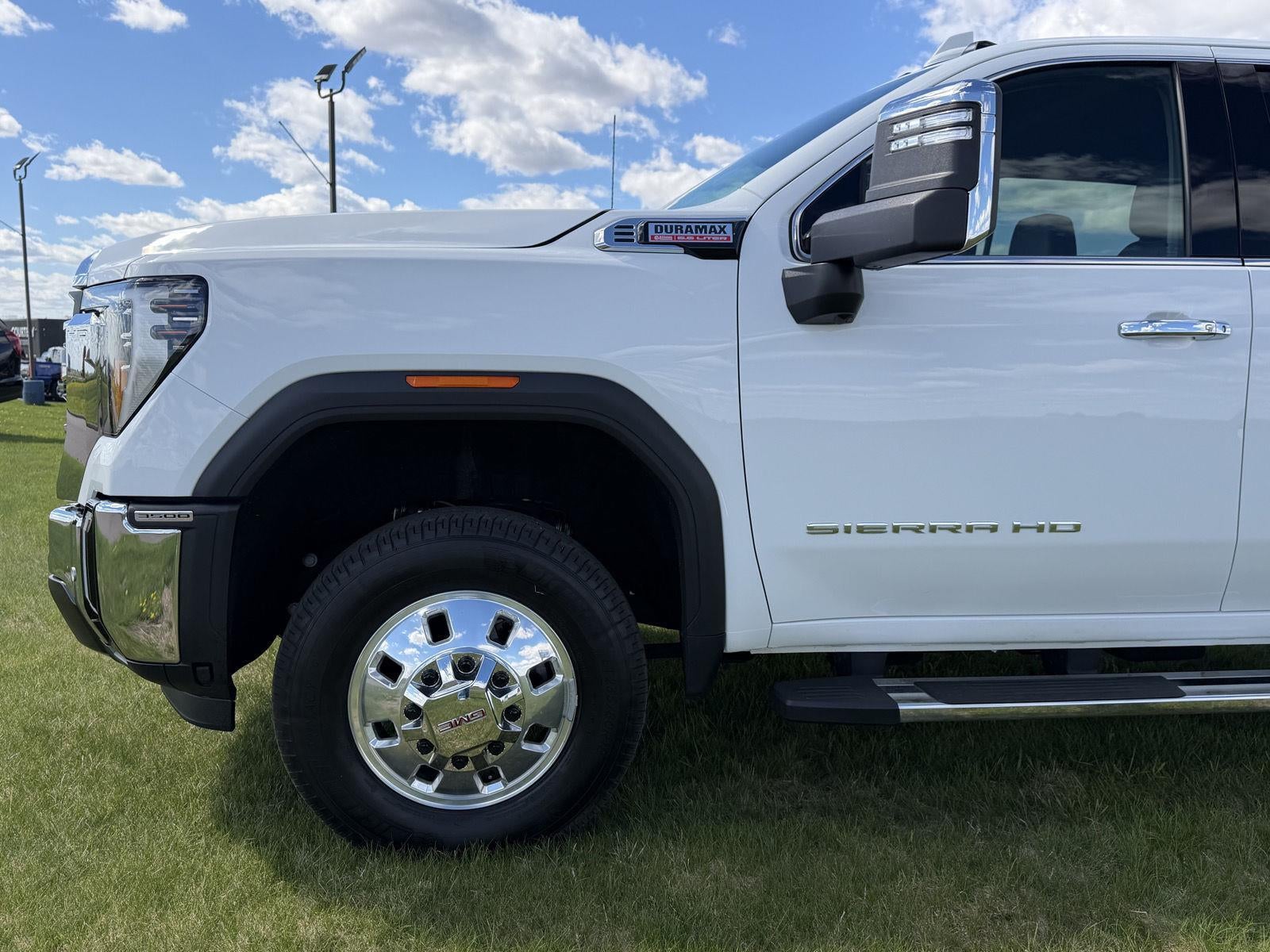 2025 GMC Sierra 3500HD SLT