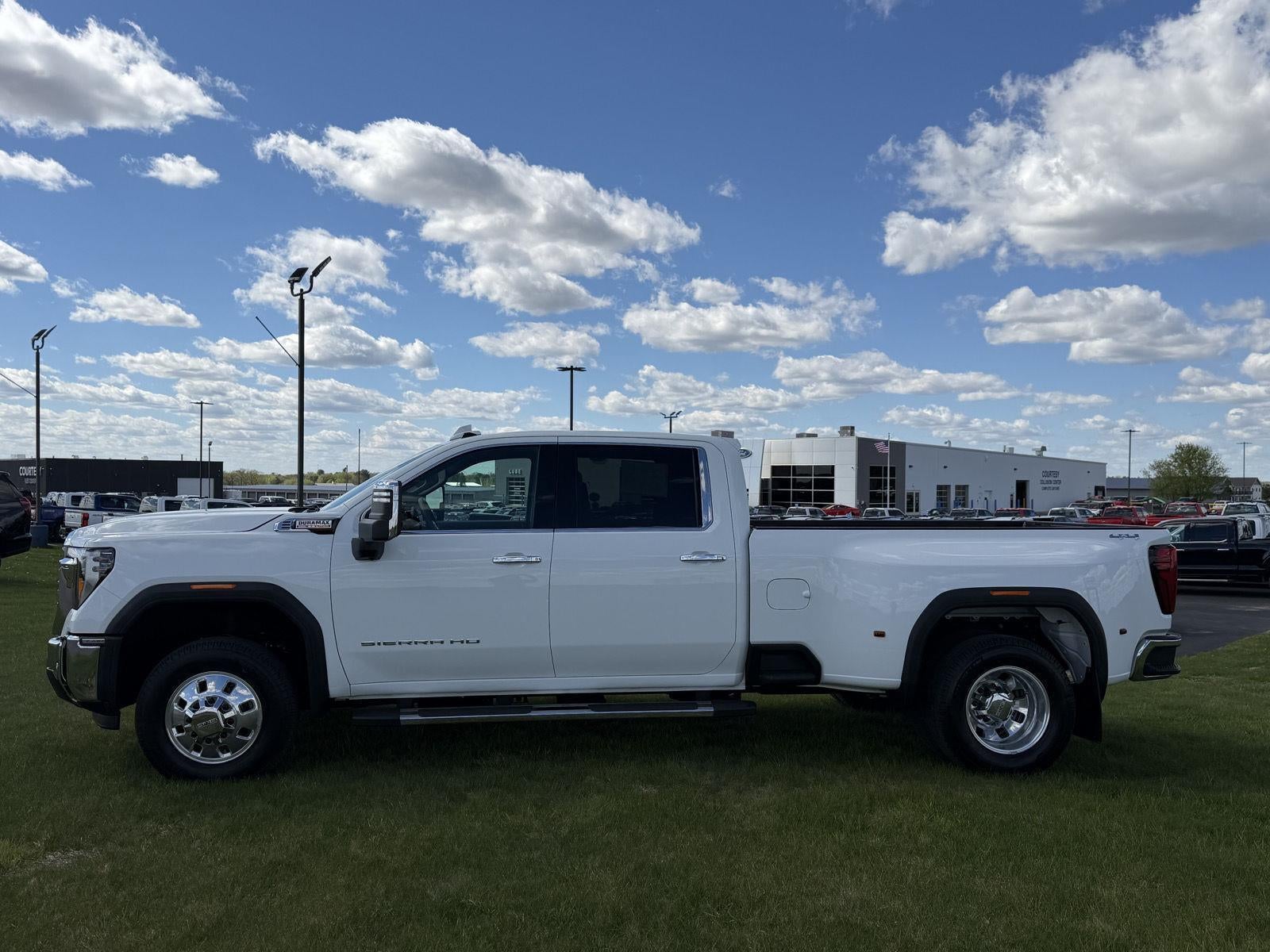 2025 GMC Sierra 3500HD SLT
