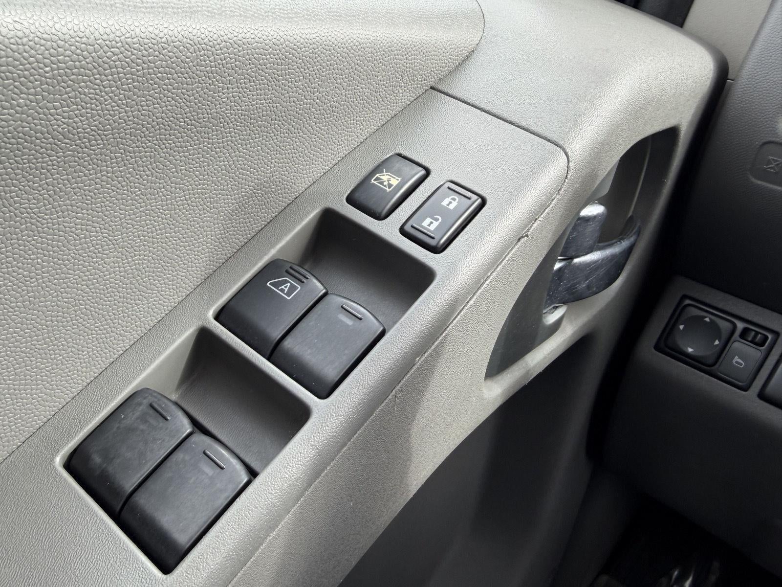 2012 Nissan Frontier SV
