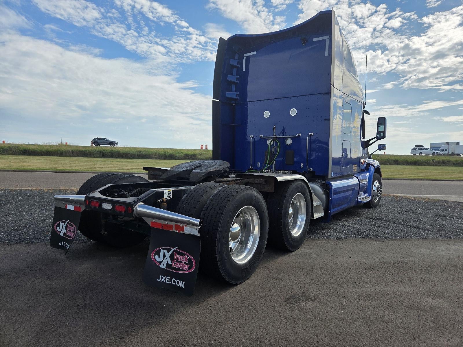 2020 PETERBILT 579 Base