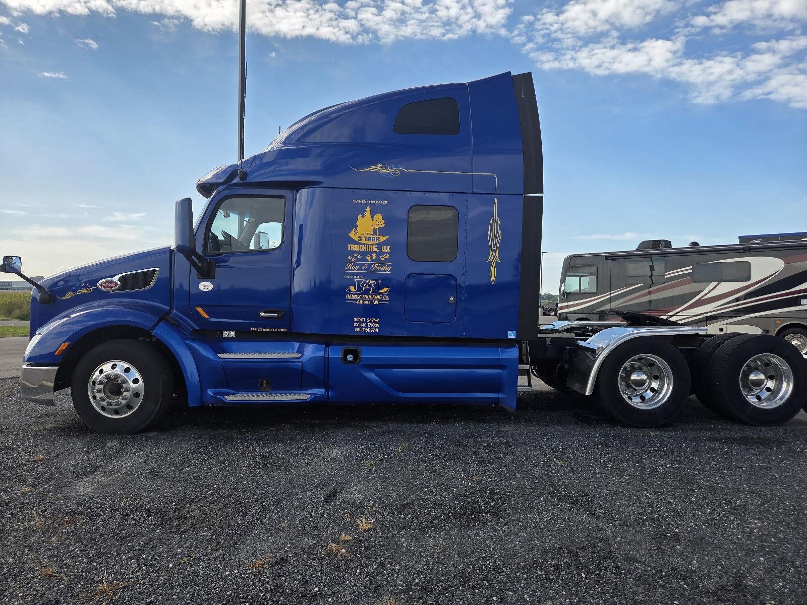 2020 PETERBILT 579 Base
