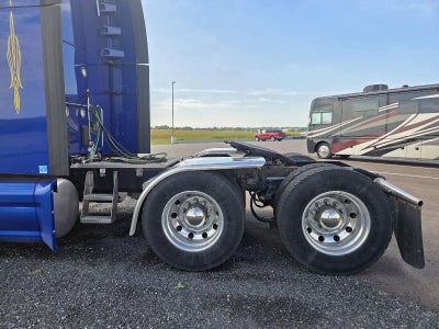 2020 PETERBILT 579 Base