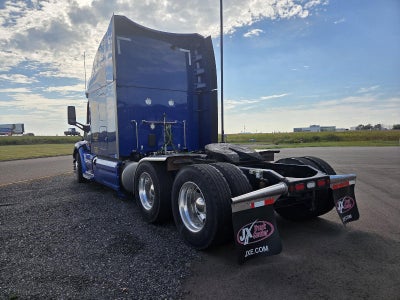 2020 PETERBILT 579 Base