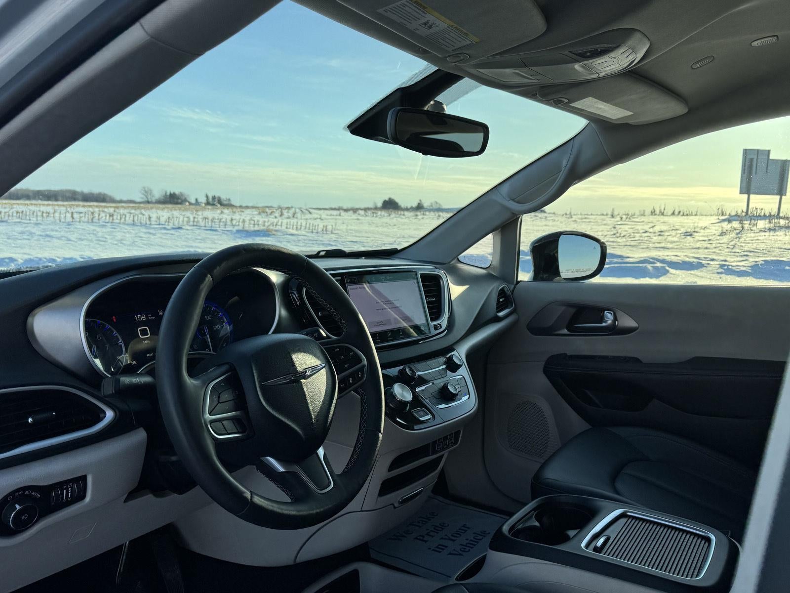 2024 Chrysler Pacifica Touring L