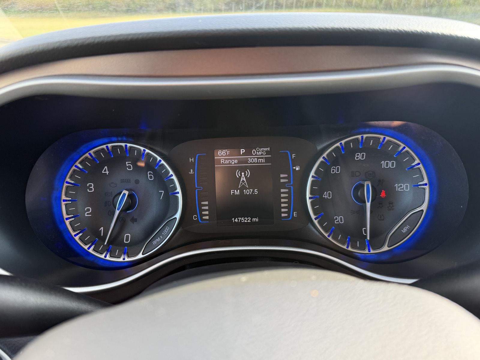 2017 Chrysler Pacifica Touring-L