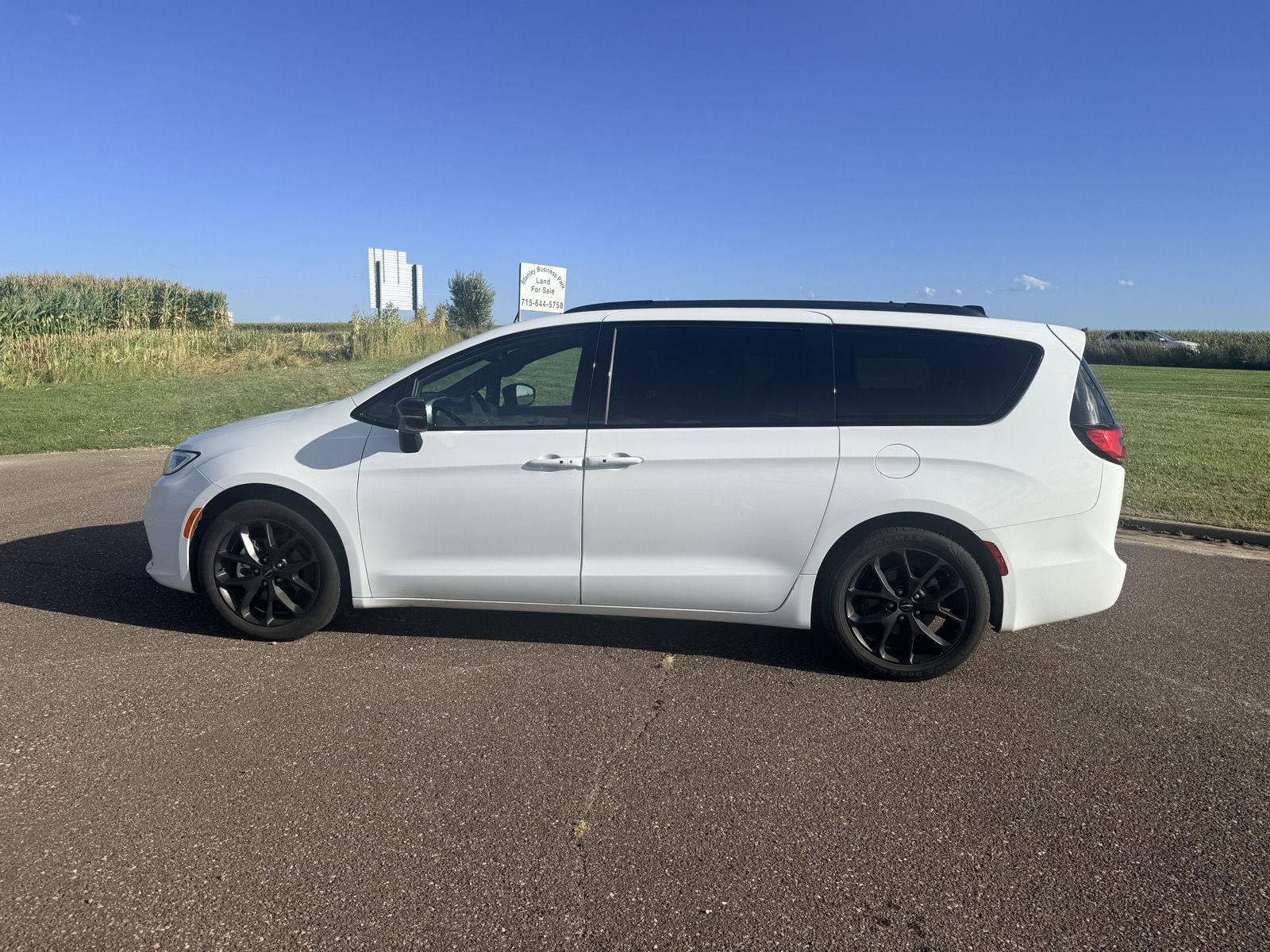 2025 Chrysler Pacifica Limited